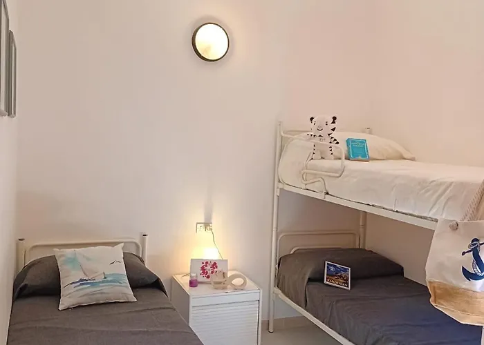 Дом отдыха Villino Rifugio-infinityholidays Коста-Парадисо